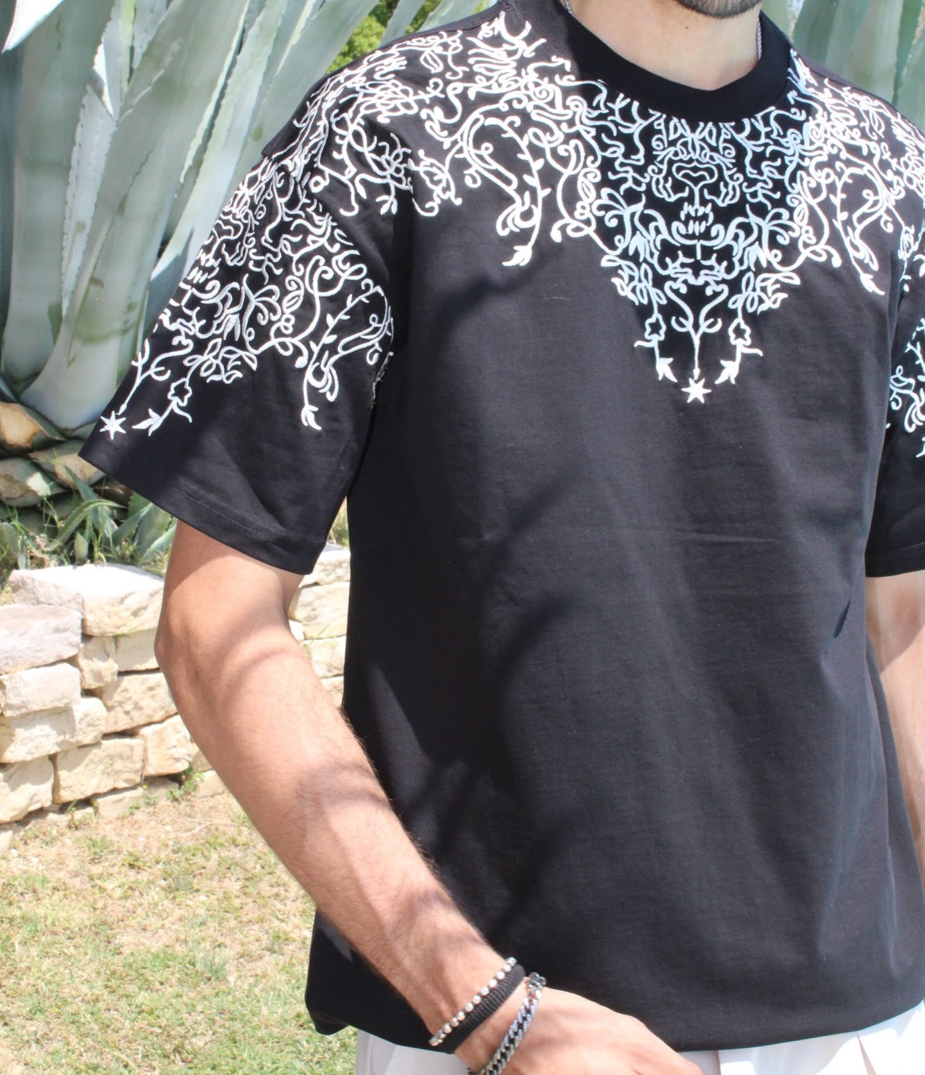 Baroque Identity Oversize